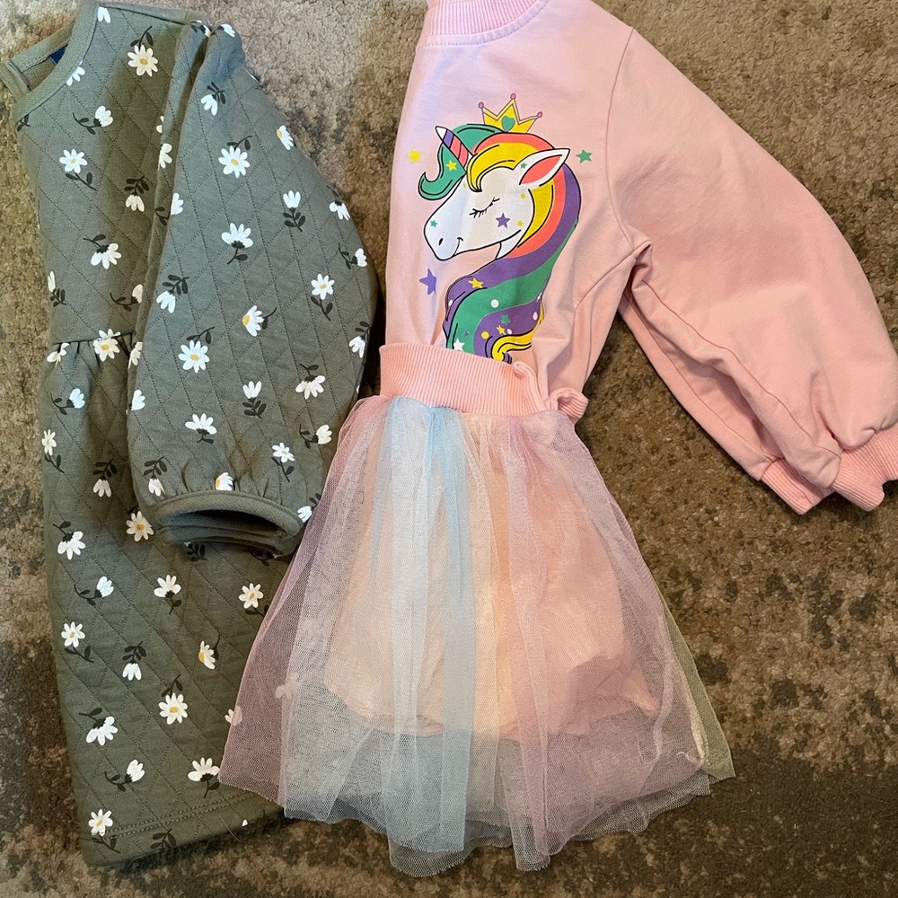Old Navy Kids Dresses - Pink and Green